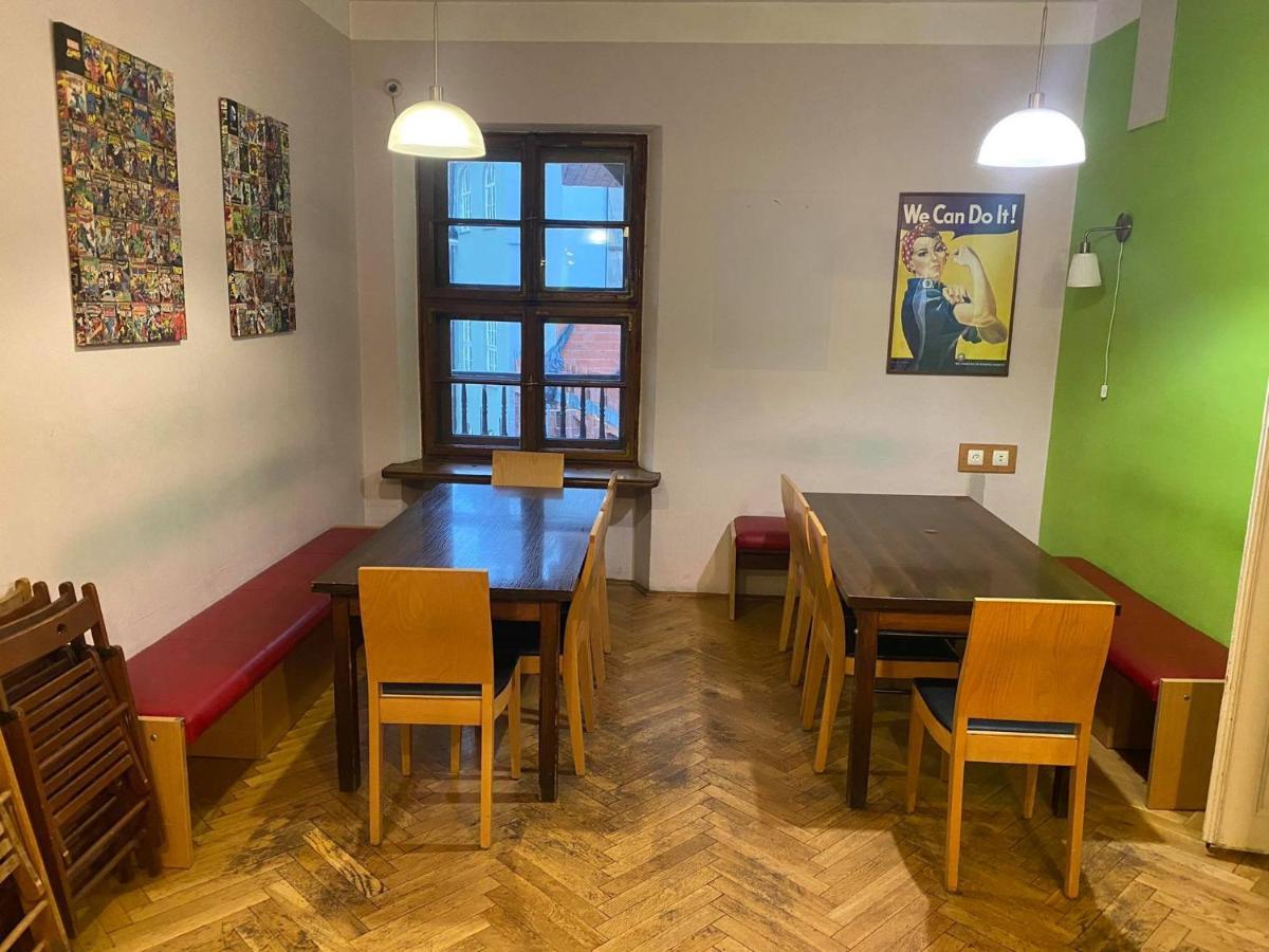 50 People Apartment Krakow Exterior photo